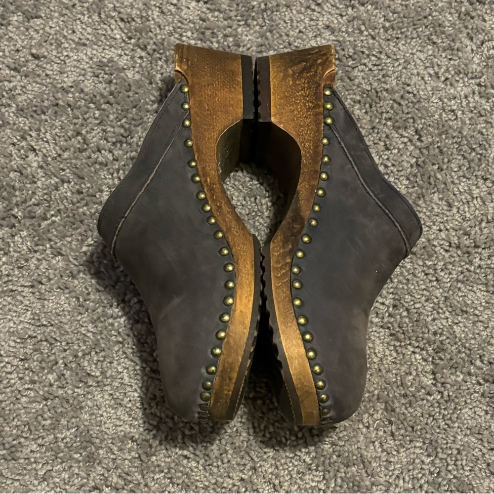 Sandgrens Swedish Handmade Wooden Clog - Suede Nubuck Leather - Gray - 9.5